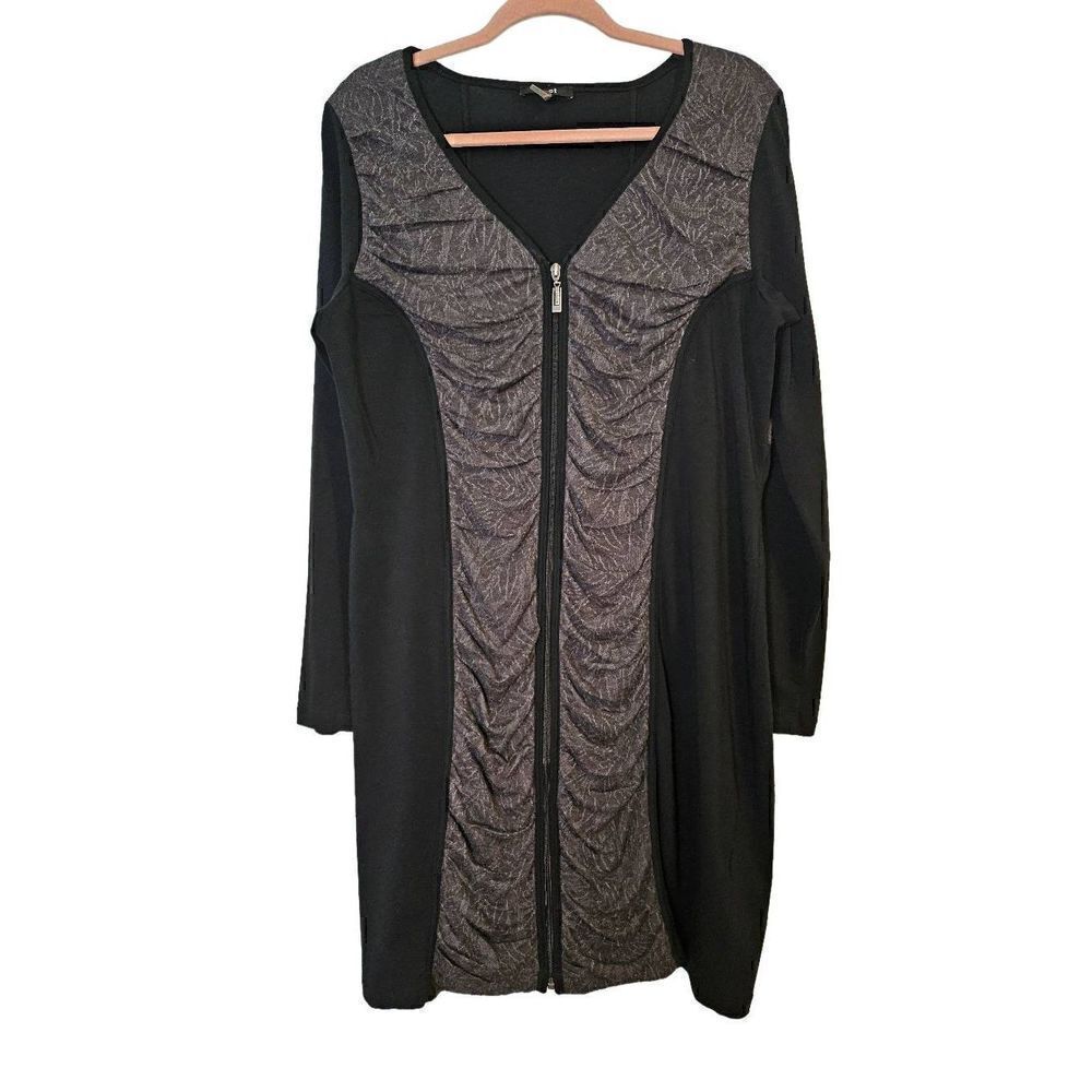 Yest black zip up dress. Size XL.